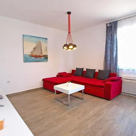Apartments Ivan 1396 Fažana